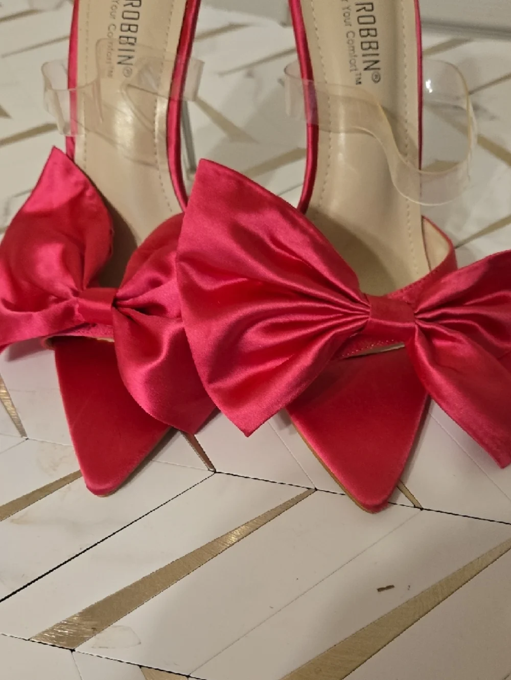 Cape Robbin Hot Pink Satin Bow Clear Strap Clear Stiletto Heels PeepToe SZ 8 EUC